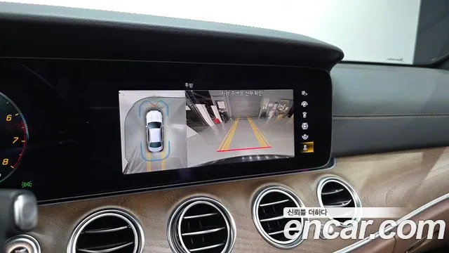 Mercedes-Benz E-Class W213 — Фото автомобиля 21