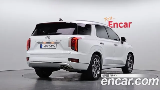 Hyundai Palisade Palisade Дизель 2.2 2WD — Фото автомобиля 2