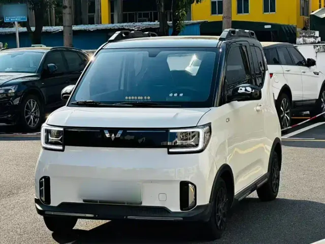 Фотография автомобиля — Wuling Hongguang Mini EV