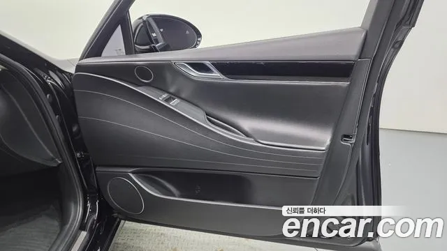 Genesis G80 RG3 — Фото автомобиля 13