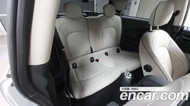 MINI Cooper — Фото автомобиля 18