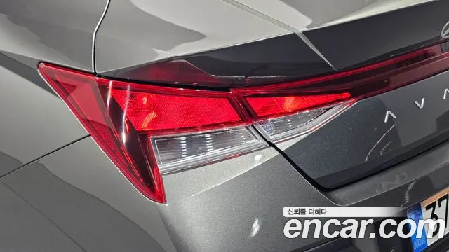 Hyundai Avante CN7 — Фото автомобиля 8