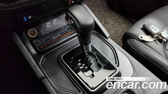 KG_Mobility_Ssangyong Rexton Новый Rexton Sport Khan Дизель 2.2 4WD — Фото автомобиля 9