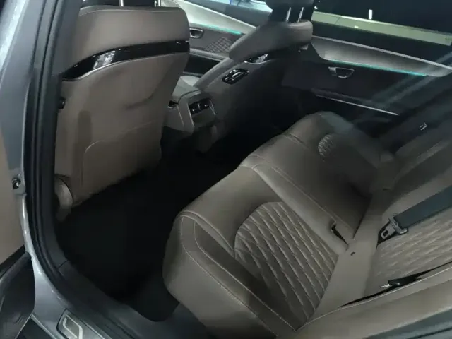 BYD Han — Фото автомобиля 11