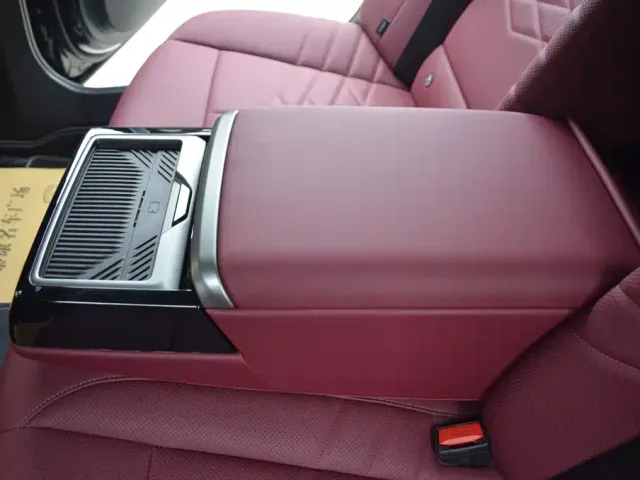 BMW 5 Series — Фото автомобиля 13