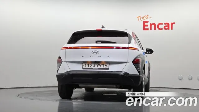 Hyundai Kona SX2 — Фото автомобиля 4