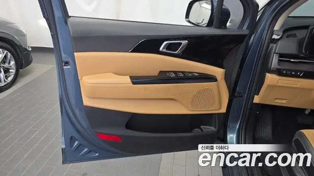 Kia Canival Carnival 4 поколение Дизель 9 мест Prestige — Фото автомобиля 21