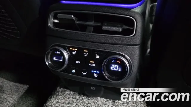 Genesis GV70 — Фото автомобиля 19