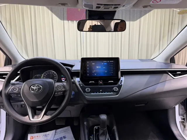 Toyota Corolla — Фото автомобиля 13