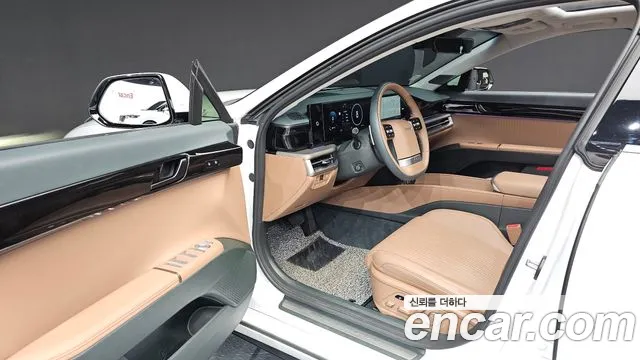 Hyundai Grandeur Grandeur (GN7) 2.5 Бензин 2WD — Фото автомобиля 10