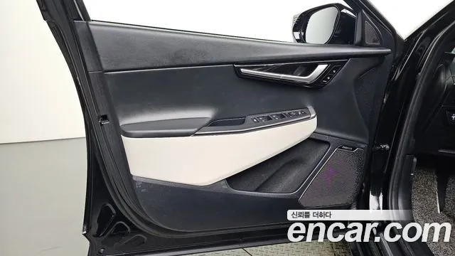 Kia EV6 — Фото автомобиля 23
