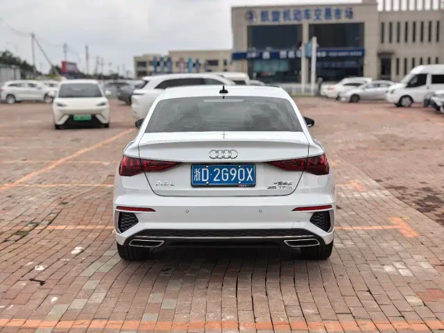 Audi A3 — Фото автомобиля 5