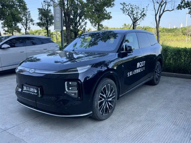 Фотография автомобиля — Changan Qiyuan Q07