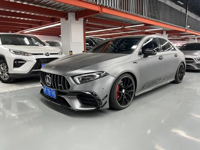 Фотография автомобиля — Mercedes-Benz A-Class AMG