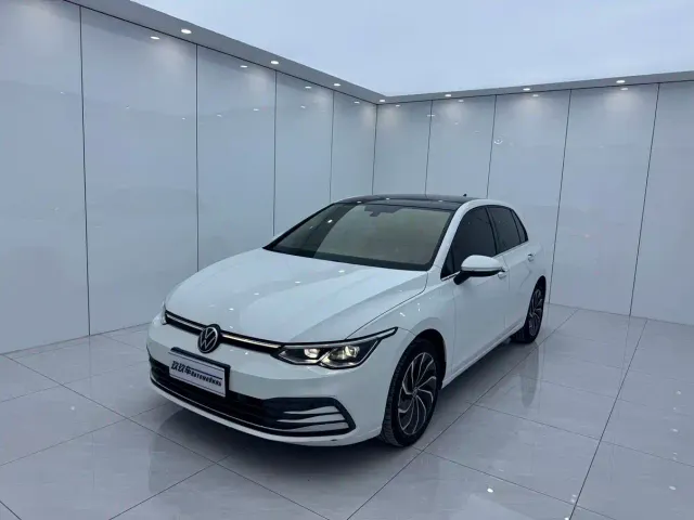 Фотография автомобиля — Volkswagen Golf