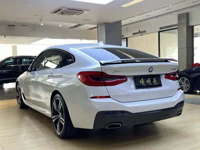 BMW 6 Series Gran Turismo — Фото автомобиля 9