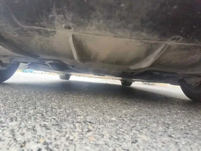 Tesla Model 3 — Фото автомобиля 10