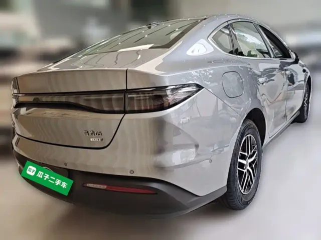 BYD Seal 05 DM-i — Фото автомобиля 9