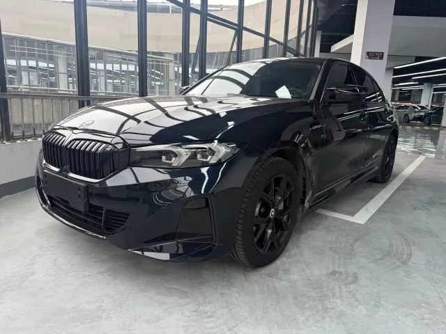 Фотография автомобиля — BMW i3