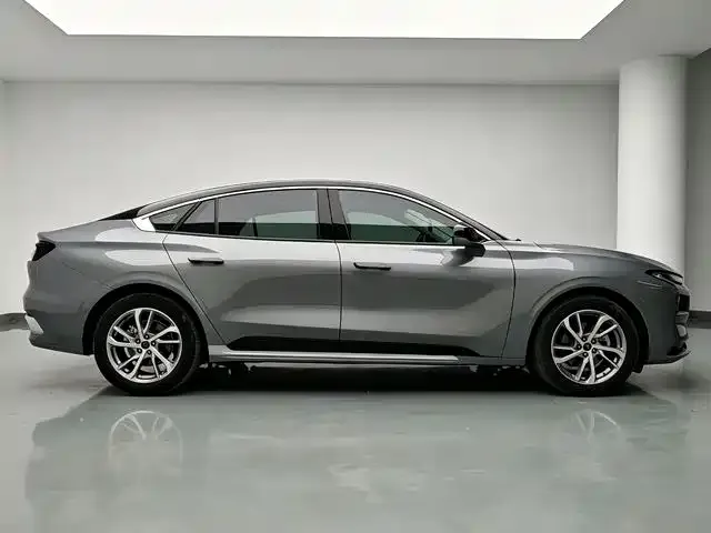 Ford Mondeo — Фото автомобиля 11