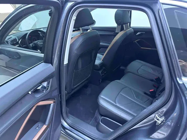 Audi Q3 — Фото автомобиля 16