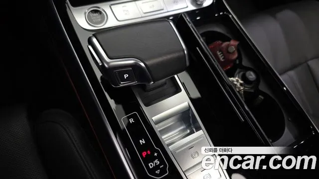 Audi A8 D5 — Фото автомобиля 12
