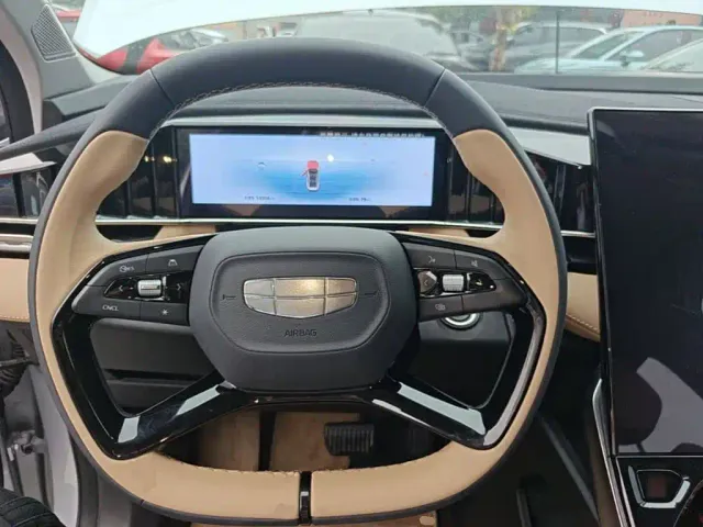 Geely Boyue L — Фото автомобиля 10