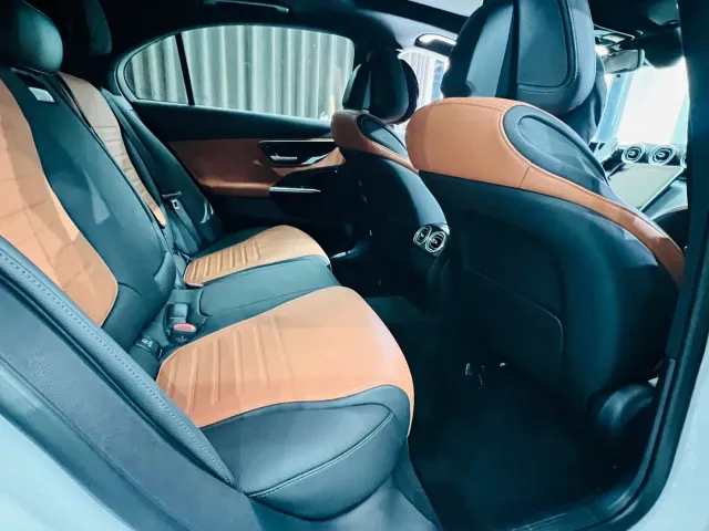 Mercedes-Benz C-Class — Фото автомобиля 10