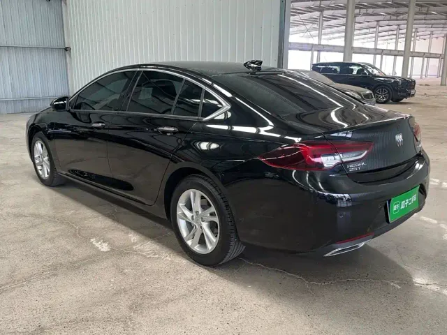 Buick Regal 2024 25T Ultra Comfort Edition — Фото автомобиля 13