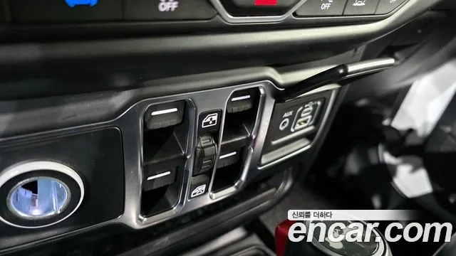 Jeep Wrangler Wrangler (JL) — Фото автомобиля 19