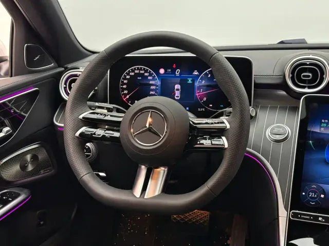 Mercedes-Benz C-Class — Фото автомобиля 12