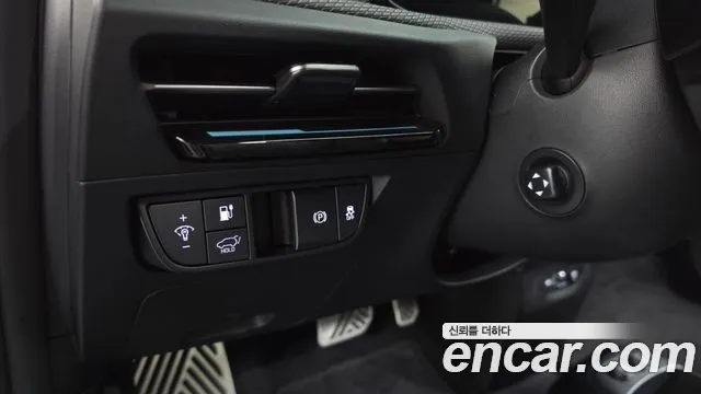 Kia EV6 New — Фото автомобиля 28