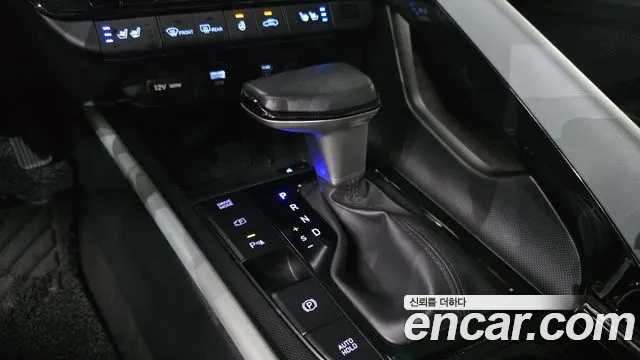 Hyundai AVANTE Новый Avante (CN7) — Фото автомобиля 9