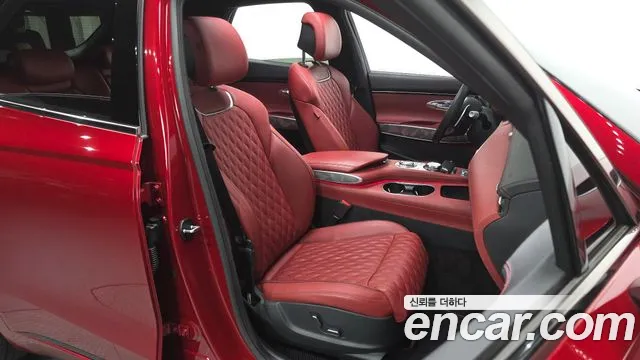 Genesis GV70 — Фото автомобиля 16