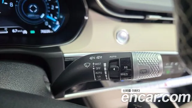 Genesis GV70 2.5T Бензин AWD — Фото автомобиля 25