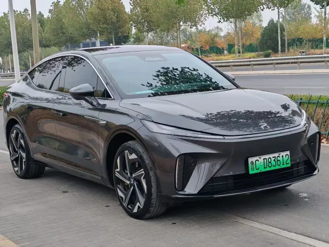 Roewe Feifan R7 — Фото автомобиля 3