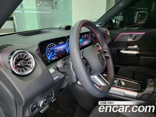 Mercedes-Benz EQB X243 — Фото автомобиля 13