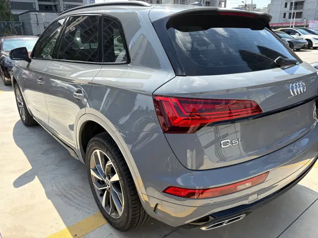 Audi Q5L — Фото автомобиля 7