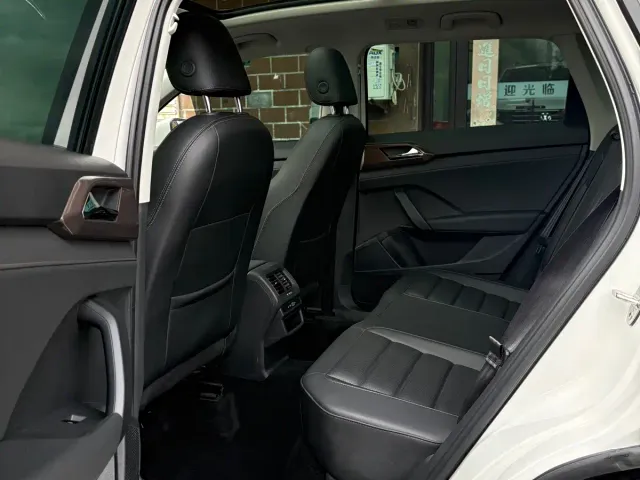 Volkswagen Tharu — Фото автомобиля 8