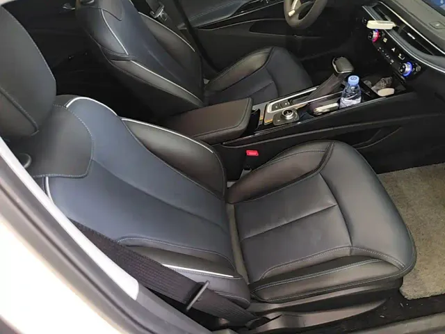 Buick Velite 6 — Фото автомобиля 24