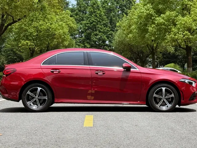 Mercedes-Benz A-Class — Фото автомобиля 4