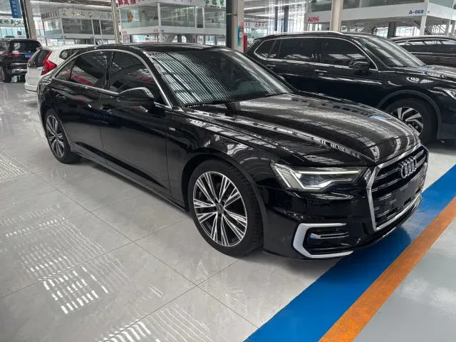 Audi A6L — Фото автомобиля 3