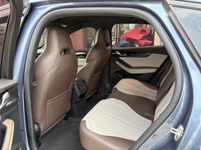 BYD Qin PLUS — Фото автомобиля 6