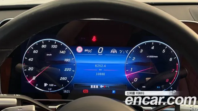Mercedes-Benz S-Class — Фото автомобиля 8