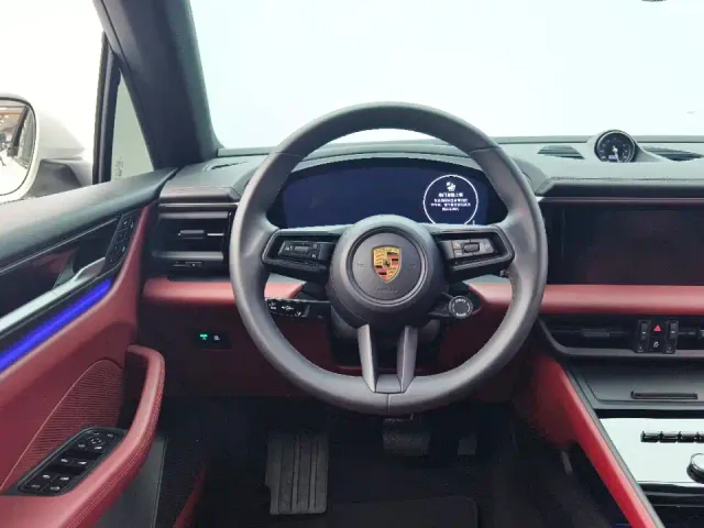 Porsche Macan EV — Фото автомобиля 11