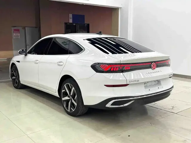 Volkswagen Lamando — Фото автомобиля 3