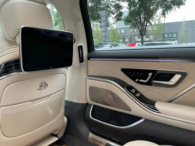 Mercedes-Benz Maybach S-Class — Фото автомобиля 15