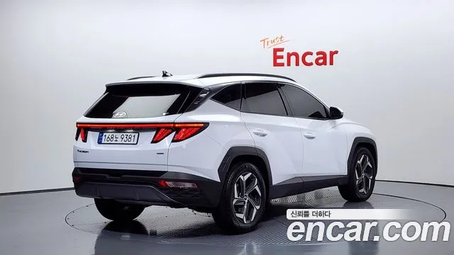 Hyundai Tucson Tucson (NX4) Бензин 1.6 Turbo 4WD — Фото автомобиля 2