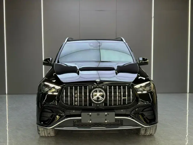 Mercedes-Benz GLE-Class AMG — Фото автомобиля 2