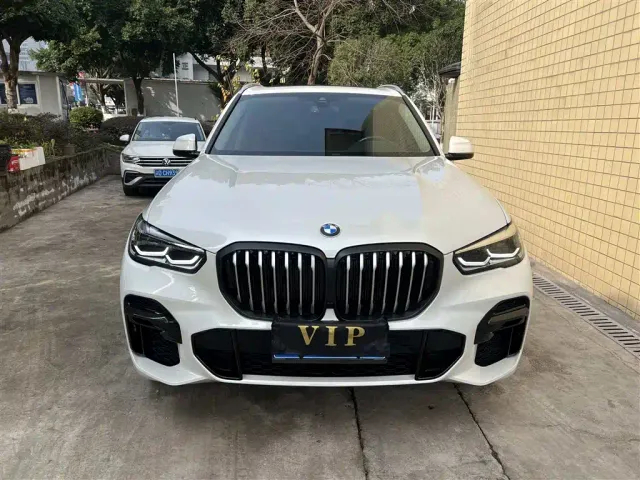 BMW X5 — Фото автомобиля 3